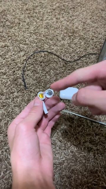 I Turned An AirPod Into A POWERFUL Wireless Speaker! 😱🤯 смотреть онлайн