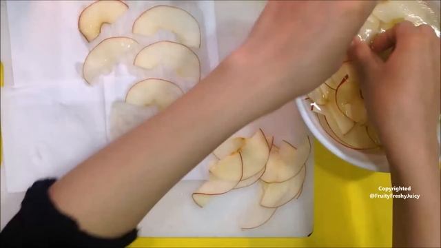 World’s Oddly Most Satisfying Apple Rose Garnish Video Ever