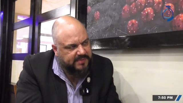 Lupita Mora, don Cacahuato y más смотреть онлайн