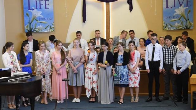 У гробницы - Участие Подростков смотреть онлайн