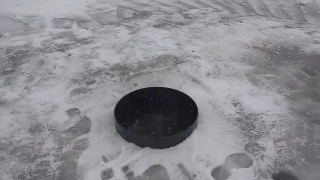 УМОПОМРАЧИТЕЛЬНЫЙ ЭКСПЕРИМЕНТ: Различные фейерверки под водой и подо льдом смотреть онлайн