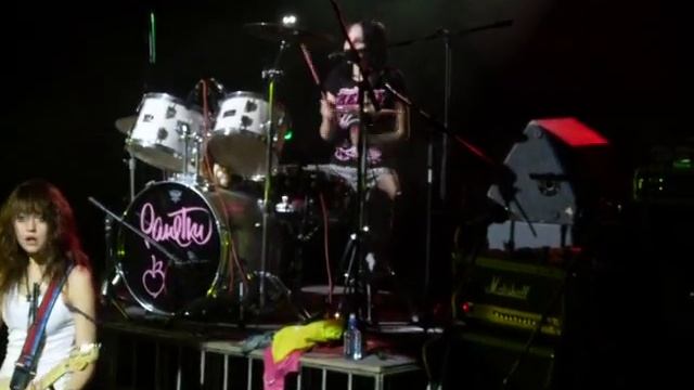 Ранетки - "Налоги" - Казань 17.11.09 смотреть онлайн