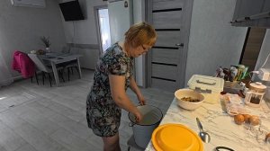 Спасается от заморозков. Зима в апреле