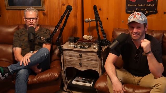 #35 Things That Make You Go Hmmm | The Lion's Den w/ Brent Morin & Jason Collings смотреть онлайн