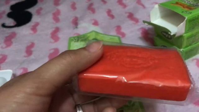 ORIGINAL Pyary VS FAKE Pyary Turmeric Soap смотреть онлайн