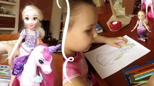 Tangled Song Kids Video - I see the Light Lyrics. Real Girl pretend play with Disney Princess toys
