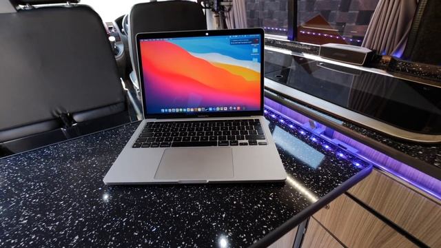 M1 Macbook pro camper/car 12v charger смотреть онлайн