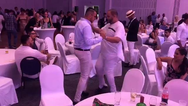 Anthony Santos Donde Estara, Alex Morel & Samy El Magico смотреть онлайн