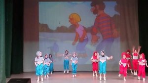 танец " В каждом маленьком ребенке"
