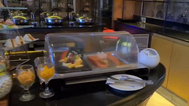 STAYCATION + REVIEW SINGKAT & JUJUR HOTEL KELUARGA RAMAH ANAK DI BANDUNG (SHERATON HOTEL⭐⭐⭐⭐⭐) смотреть онлайн