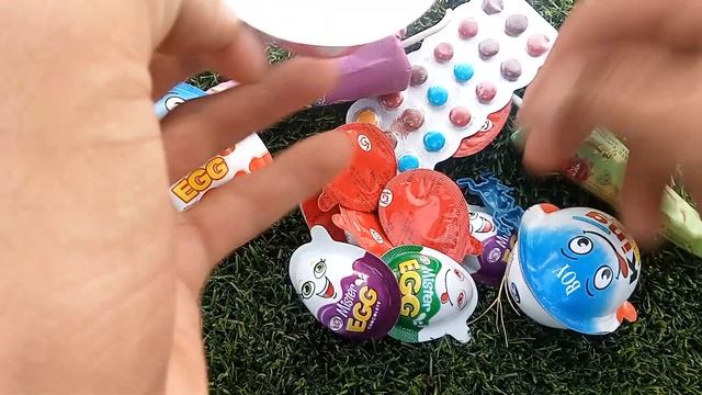 Lollipops Unpacking ASMR 🍭 Chupa Chups & 4 Kinder Surprise Opening! Yummy Yummy Satisfying смотреть онлайн