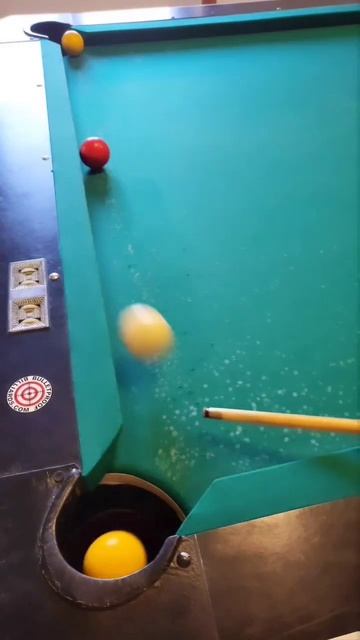 escaping #billiards #trickshot #billiard #tricks #trick #trickshots #carambola #8ballpool смотреть онлайн