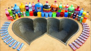 Как сделать два сердца из цемента, гигантскую кока-колу, монстра, тигра, гору роса против ментоса