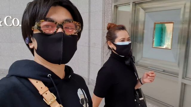 ลดเยอะมาก Chanel Dior Gucci Celine Burburry Valentino ของแบรนด์เนมในห้างลดจุกๆ