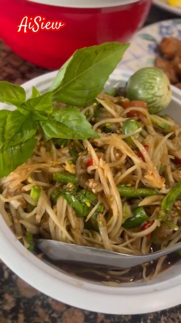 Papaya Salad (Laos Recipe) 🇱🇦 смотреть онлайн