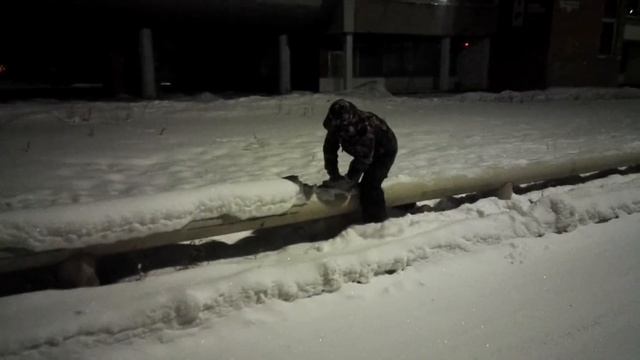 Упоротая очистка труб. Ржака, смотреть до конца... смотреть онлайн