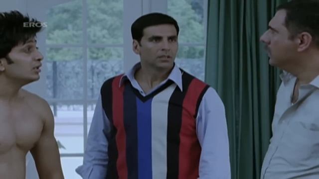 Riteish and Lara Dutta in trouble - Comedy Sequence - Housefull смотреть онлайн