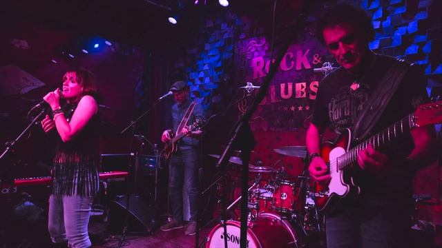 ¿CÓMO PASÓ? Susana Azuara directo en el Rock and Blues Zaragoza смотреть онлайн