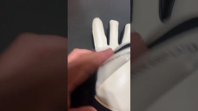 My First Goalkeeper Glove Review (Puma Ultra Grip 1 Hybrid)