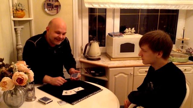 Карточный шулер против иллюзиониста. Кто круче? / gambler vs magician смотреть онлайн