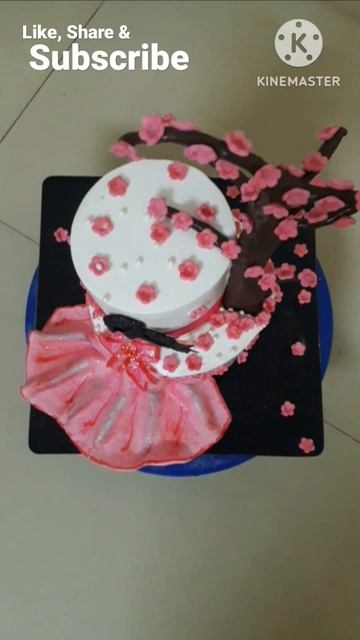 Pink tree dress cake|| birthday cake for girl #shorts #cake #video #shorts_viral #viral #viralvideo смотреть онлайн