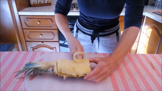 COME FARE IL CIGNO DI NATALE CON SCIROPPO LIMONE E ZENZERO! смотреть онлайн