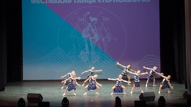 Банановые грезы - Школа танца Dancity смотреть онлайн