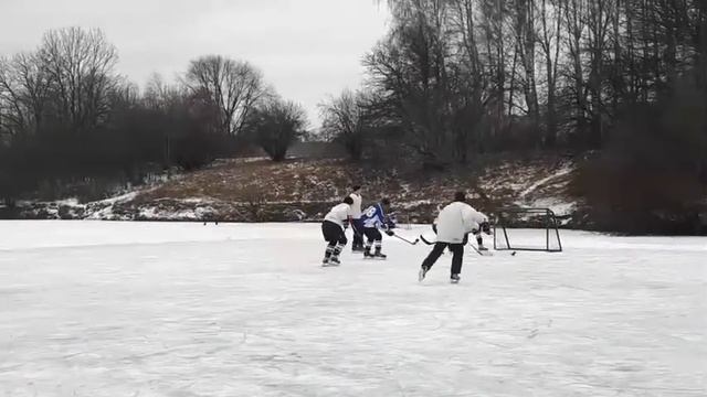 В Становом состоялся рождественский турнир по хоккею смотреть онлайн