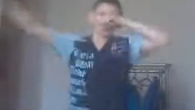 макака поет смотреть онлайн