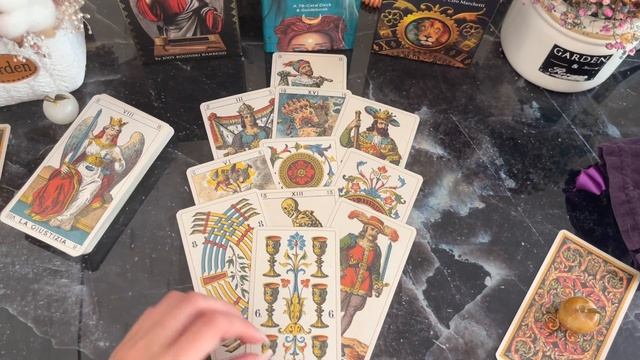 Его следующий шаг в вашу сторону✍🏻👣🧠Таро смотреть онлайн