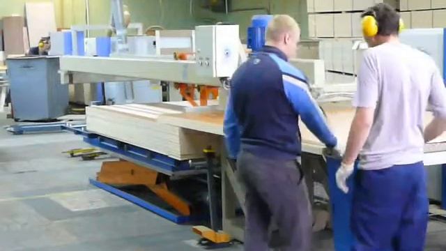 Подающее устройство для форматно раскроечного центра — Мегапак смотреть онлайн