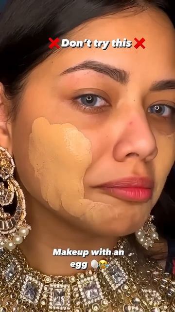 Should I try with a boiled egg ? 🥚😅 #makeupwithanegg #makeuphacks #shorts смотреть онлайн