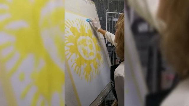 И вам хорошего настроения. смотреть онлайн