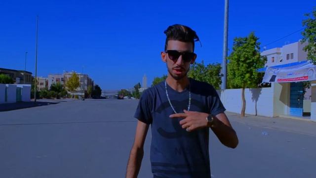 ISSAM SM - ALLO OUI - official music video смотреть онлайн