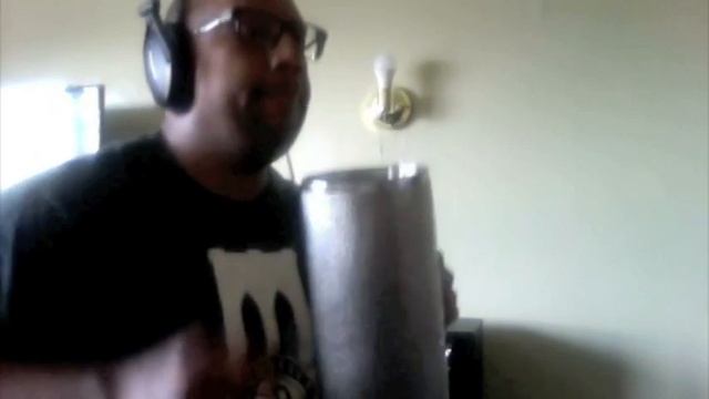 Enrique Guira - Me Enamoro De Ella (JLG Y 4:40) смотреть онлайн