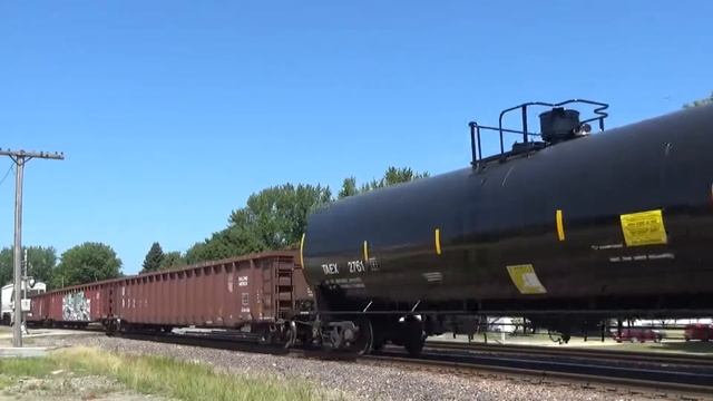UP 8133 Leads a Freight, Grand Mound, IA, 8/4/2019 смотреть онлайн