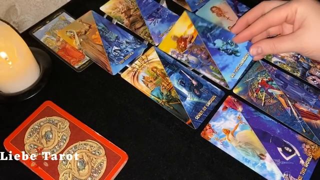 Таро. 4 Короля: что он думает сейчас?