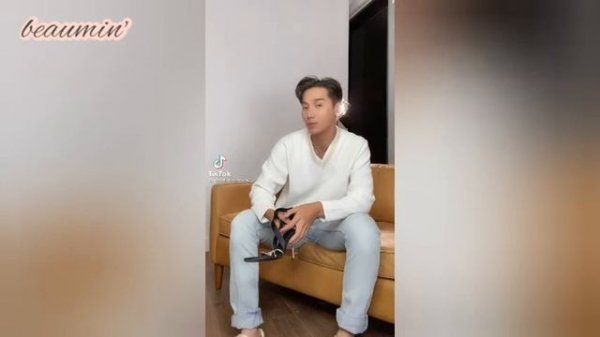 The Plastique Tiara (Compilation 7)