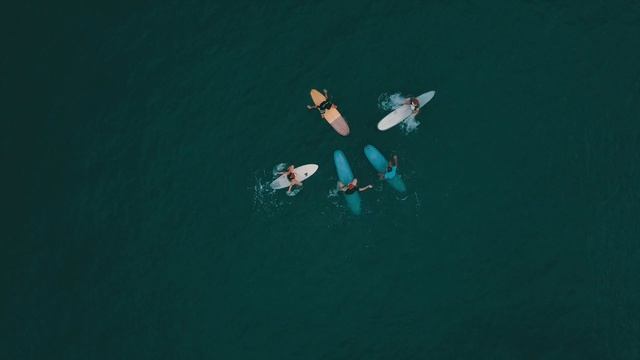 New Year 2017-2018 Bali surf spot Batu Bolong смотреть онлайн