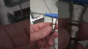 Как открутить подводку от смесителя с углублением.