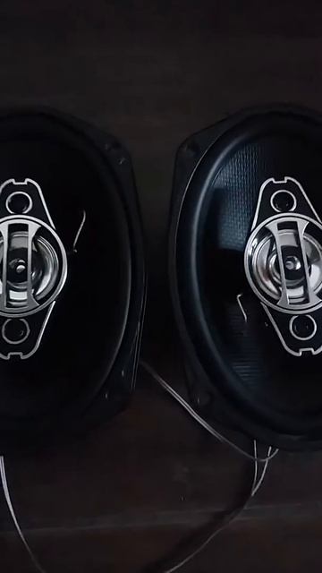 Parlantes target 6x9 400W 4 vías 80RMS смотреть онлайн