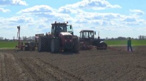 Посевная компания 2022: Тракторы МТЗ 3522 с СКП-12 "Берестье" и МТЗ 1222 с Monosem сеют кукурузу