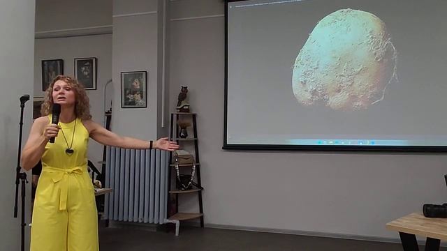 Світлана Корольова: відкриття виставки "Повсякденності міста: бачу як відчуваю". смотреть онлайн