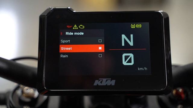 2020 KTM 1290 Super Duke R - TFT Display  Controls