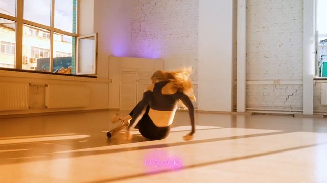 Стрип-пластика с нуля | Школа танцев DaDaDance смотреть онлайн