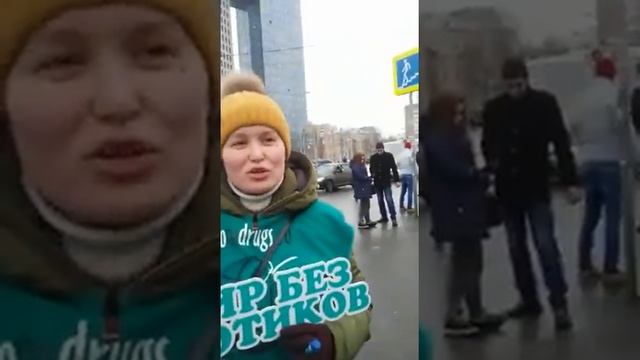 12.02.2017 м.Пл.Ильича. Видео с акции, снятое прохожим. смотреть онлайн