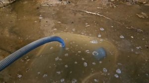 Приямок для дренажного насоса работает...