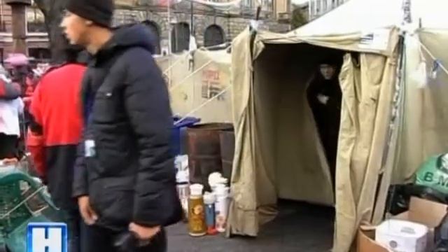 І вдень , і вночі Львівський Євромайдан не спить смотреть онлайн