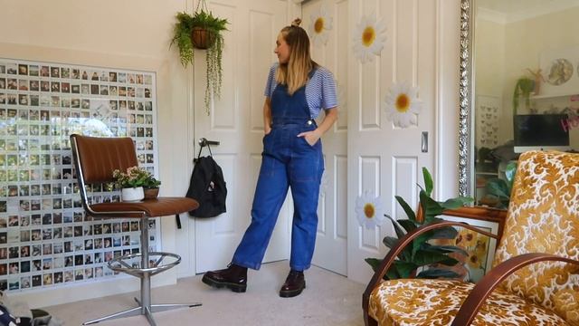 Monochromatic Outfit Ideas | How to Style Colour (& how to style Dr Martens) смотреть онлайн