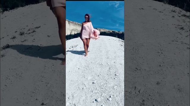 Белая скала. Я и розовое платье! смотреть онлайн